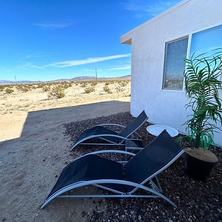 Serene Modern Home Backdoor With Great Wifi, Games, Movies, Patio Seating And Bbq Easy Access To North Joshua Tree National Park In 10 Minutes Twentynine Palms Exterior foto